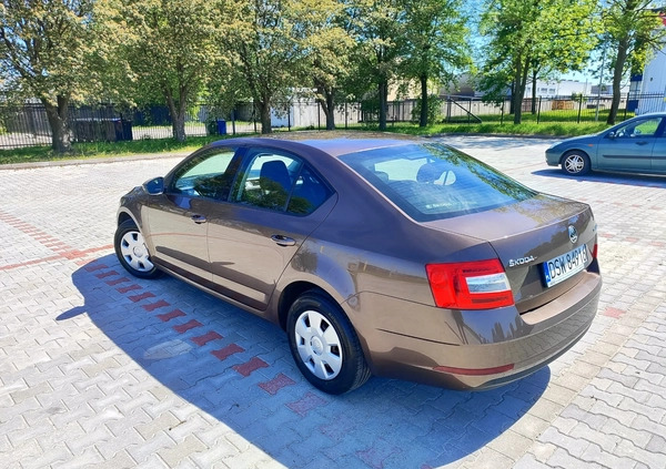 Skoda Octavia cena 41000 przebieg: 222000, rok produkcji 2018 z Świdnica małe 191